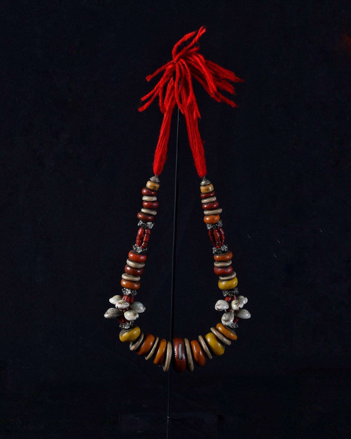 COLLAR MARROQUI ANTIGUO